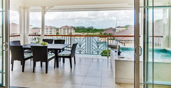 Marina View Villa Suites